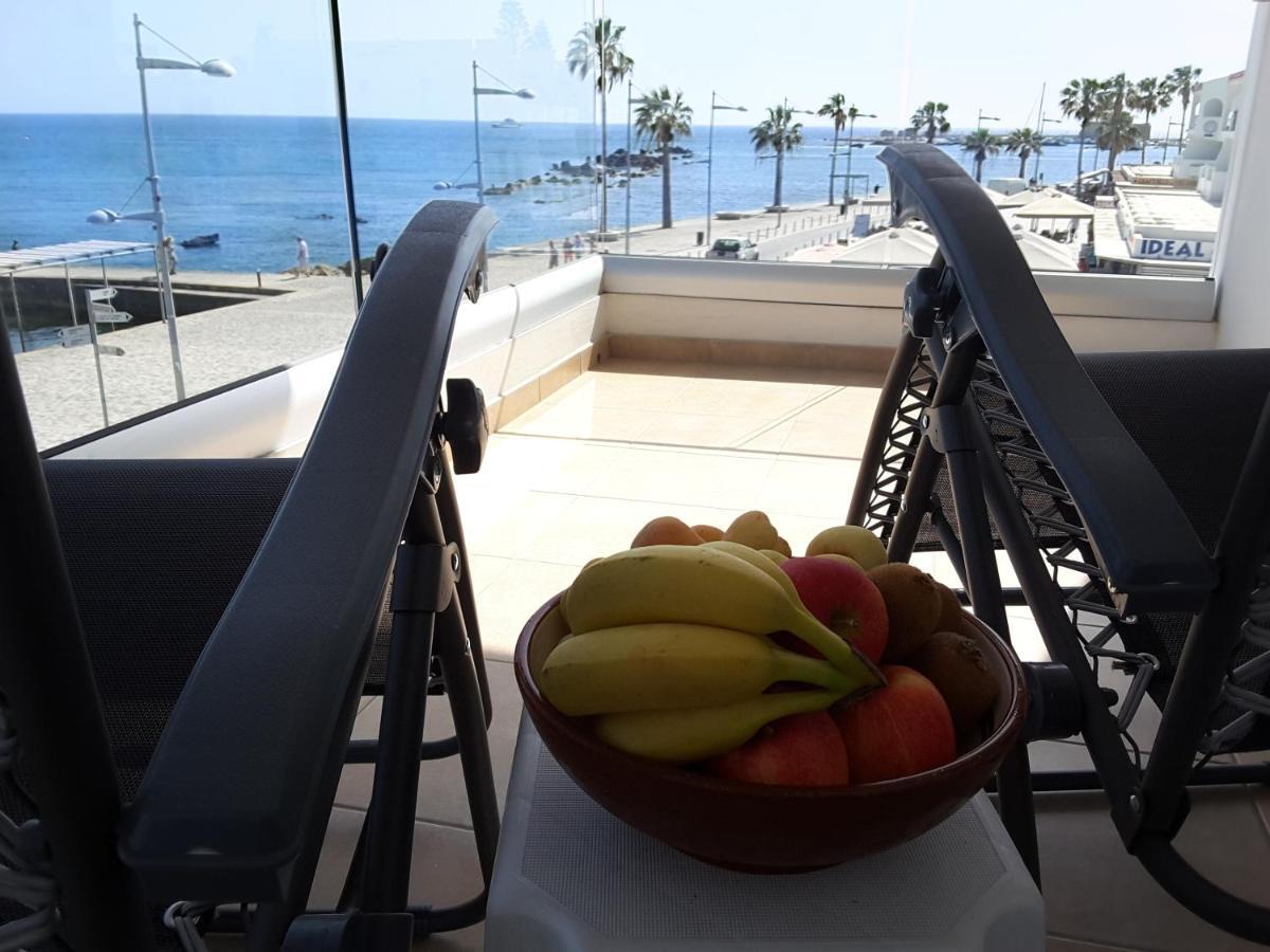 Lighthouse By The Sea Lovely 2Bdr Apartment Paphos Ngoại thất bức ảnh